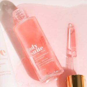 Lady Suite Rejuvenating Oil Spill